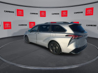 Navigation, Sport Suspension, Sunroof, Synthetic Leather Seats, Hybrid! With a spacious interior and... (image 5)