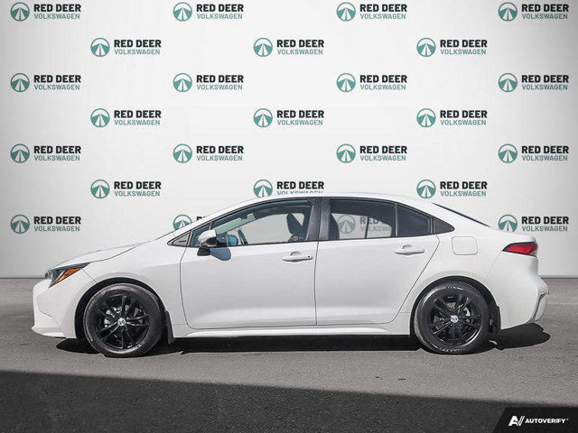 2020 Toyota Corolla LE in Cars & Trucks in Red Deer - Image 4