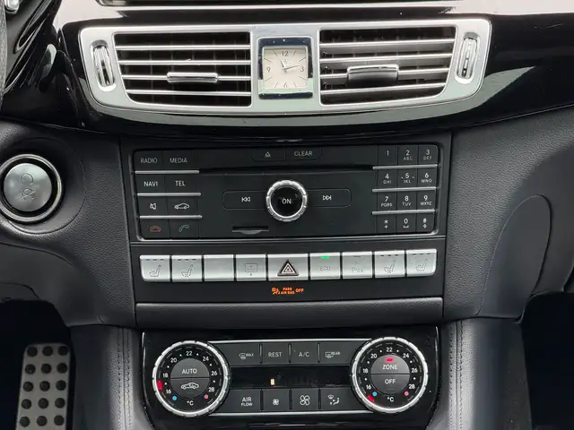 2017 Mercedes-Benz CLS-Class 550 //AMG SPORT | HARMAN KARDON | S dans Autos et camions dans Ville de Toronto - Image 28