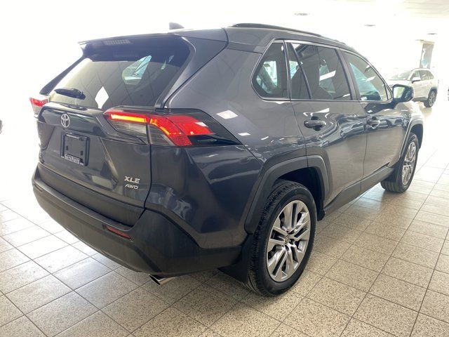 2022 Toyota RAV4 XLE AWD | Premium Package | Leather | Sunroof in Cars & Trucks in Calgary - Image 4