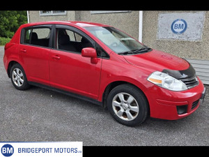 2011 Nissan Versa SL - ONLY 162,000 KMS - $4,950 w/SAFETY CHECK