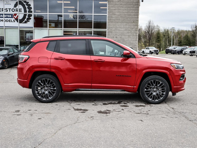 2022 Jeep Compass Limited PANO SUNROOF | RED PKG | PREVIOUS DEMO in Cars & Trucks in Oshawa / Durham Region - Image 3