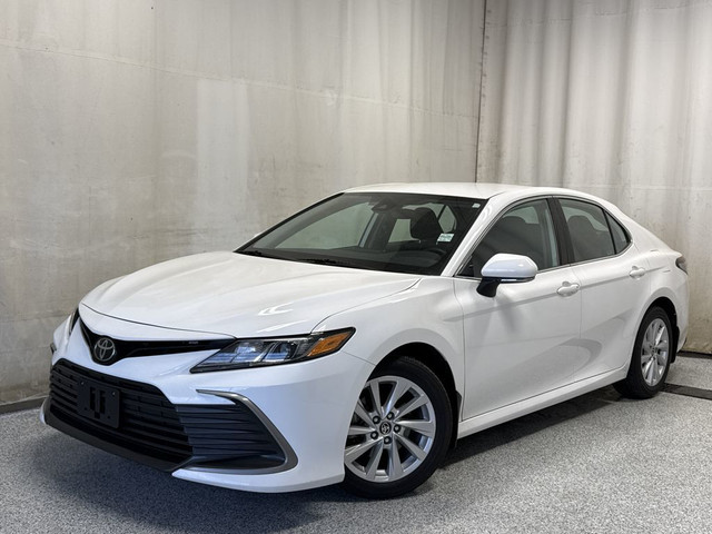 2022 Toyota Camry LE - Adaptive Cruise Control, Bluetooth, Backu in Cars & Trucks in Strathcona County - Image 3