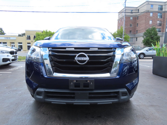 2022 Nissan Pathfinder S 4WD - Blind Spot Monitor - Reverse Came in Cars & Trucks in Oakville / Halton Region - Image 3