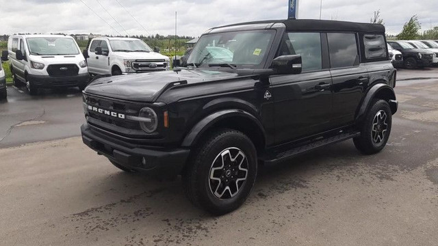 2023 Ford Bronco Outer Banks in Cars & Trucks in Calgary - Image 4