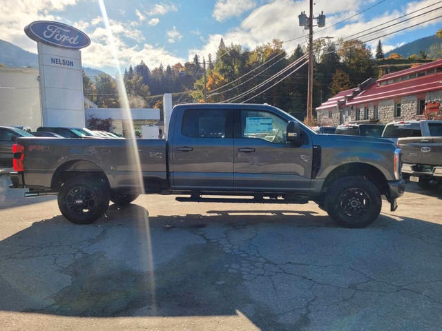  2023 Ford Super Duty F-350 SRW XLT 3.99% Available, 4WD Crew Ca in Cars & Trucks in Nelson - Image 2