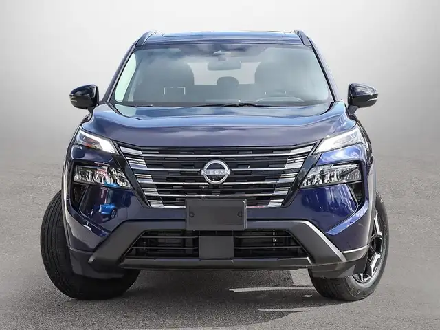 2025 Nissan Rogue 60th ANNIVERSARY EDITION dans Autos et camions dans Belleville - Image 3