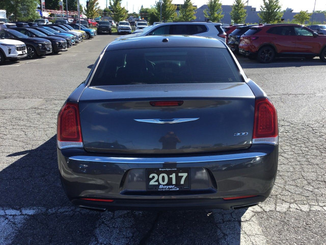 2017 Chrysler 300 in Cars & Trucks in Oshawa / Durham Region - Image 4