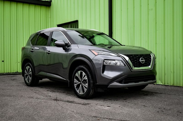 2023 Nissan Rogue SV Moonroof - Moonroof - Apple CarPlay in Cars & Trucks in Kingston