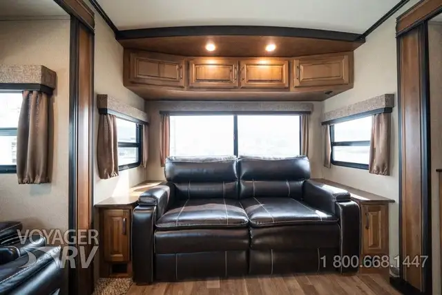 2018 Grand Design Reflection 337RLS in Travel Trailers & Campers in Kelowna - Image 16