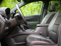 Sleek, sporty, and packed with intelligent features, the 2022 Chevrolet Equinox RS blends modern sty... (image 3)
