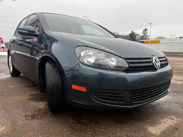 2012 VOLKSWAGEN GOLF 2.5*HEATED SEATS*ALLOYS*SUNROOF*ONLY$8499! in Cars & Trucks in Edmonton - Image 2