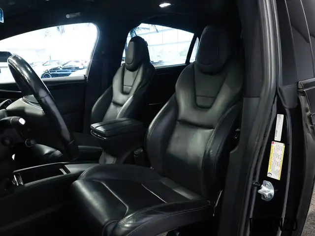 2016 Tesla Model X 90D 7 Passenger in Cars & Trucks in Laval / North Shore - Image 16