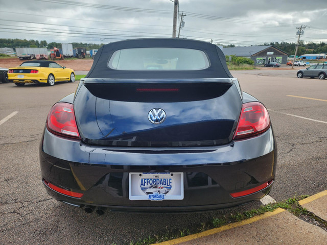 2017 Volkswagen Beetle 1.8 TSI Classic in Cars & Trucks in Charlottetown - Image 4