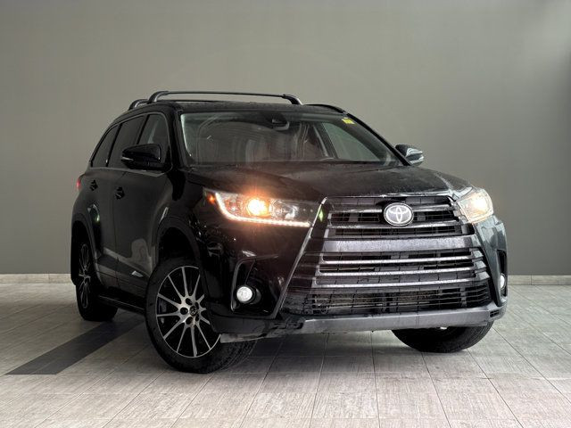 2018 Toyota Highlander XLE | 7 Seater | Leather Seats in Cars & Trucks in Edmonton - Image 2