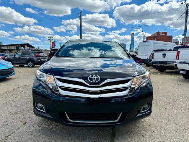 2016 Toyota Venza XLE in Cars & Trucks in Edmonton - Image 9