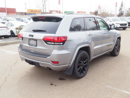 2019 Jeep Grand Cherokee Altitude 4x4. Navi. Heated Steering. Re in Cars & Trucks in Edmonton - Image 2