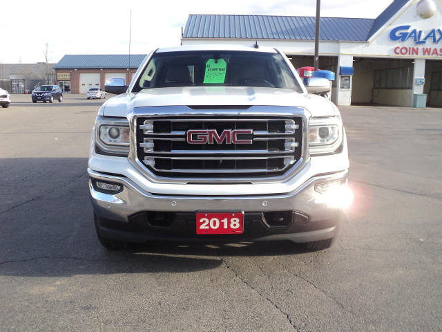 2018 GMC Sierra 1500 SLT CrewCab 4x4 6.2L8cyl LeatherHeatedNav 6 in Cars & Trucks in Brantford - Image 4