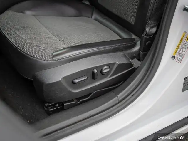 2016 Chevrolet Malibu Limited LT in Cars & Trucks in Tricities/Pitt/Maple - Image 18