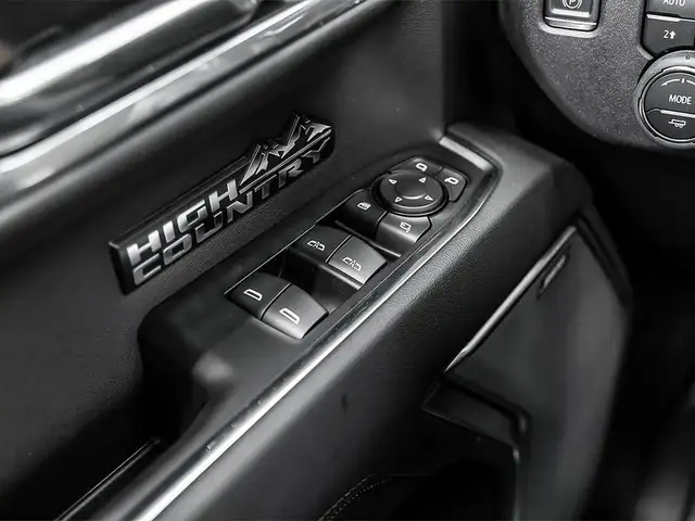 2025 Chevrolet Silverado 1500 High Country in Cars & Trucks in City of Montréal - Image 17