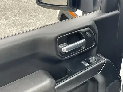 2023 GMC Sierra 3500HD Pro Dumper Awd 4X4 / Regular Cab / 6.6L V, View more