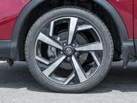 Check out this 2023 Nissan Qashqai while we still have it in stock! *Get Your Money's Worth for this... (image 3)