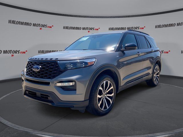 2022 Ford Explorer ST-Line in Cars & Trucks in Hamilton