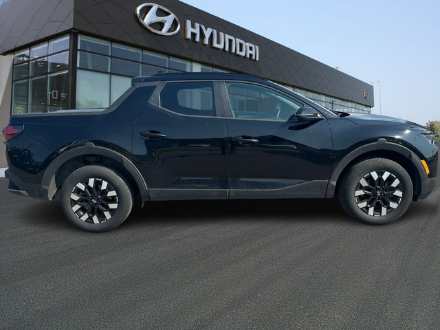 2025 Hyundai Santa Cruz SEL in Cars & Trucks in Oshawa / Durham Region - Image 4