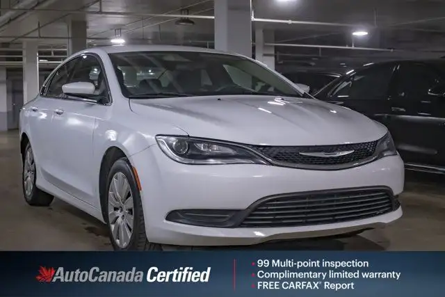 2016 Chrysler 200 LX in Cars & Trucks in Edmonton - Image 2