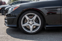 Description de la voiture - SLK 350 roadster - jamais conduit en hiver - 2 portes - sièges baquets à... (image 6)