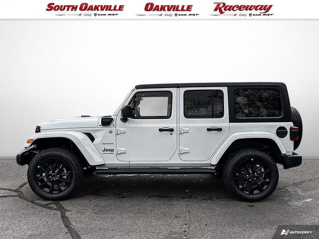 2024 Jeep Wrangler SAHARA | DEMO | CARPLAY | TECH GROUP | BACKUP in Cars & Trucks in Oakville / Halton Region - Image 3