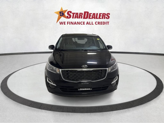 2020 Kia Sedona LX 8 PASS LOW KM MINT! WE FINANCE ALL CREDIT! in Cars & Trucks in London - Image 2