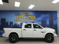 RAM 1500 CLASSIC 2022 EXPRESS NIGHT EDITION V8 5.7 LITRES CREW-CAB BOITE 5.7 PIEDS 4X4 TOUT ÉQUIPÉ /... (image 7)