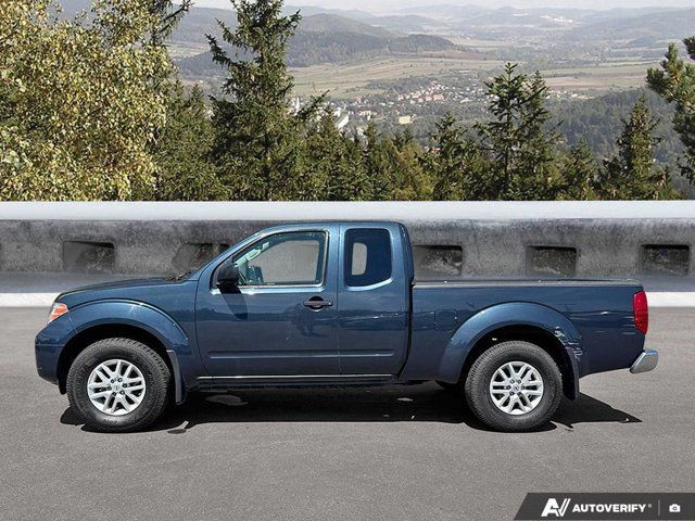2017 Nissan Frontier SV | Low KM | Four Wheel Drive in Cars & Trucks in Cowichan Valley / Duncan - Image 2