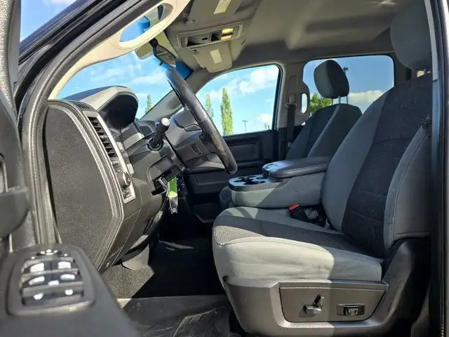 2020 Ram 1500 Classic Express in Cars & Trucks in Grande Prairie - Image 14