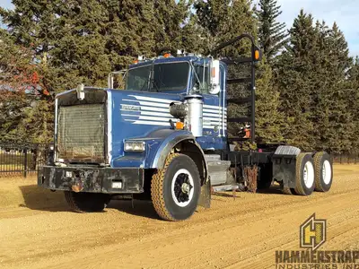 1995 KENWORTH T800 Tandem Axle Log Semi Truck Cat 3406 14.6L 6 cylinder 425 HP diesel engine Eaton F...