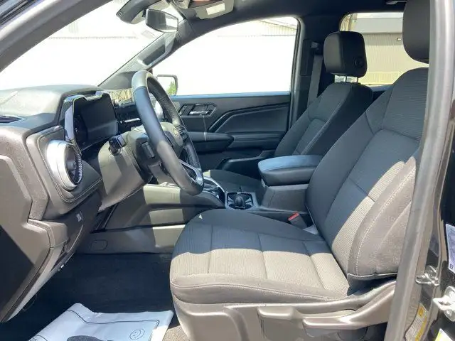 2024 Chevrolet Colorado 4WD LT in Cars & Trucks in Hamilton - Image 15