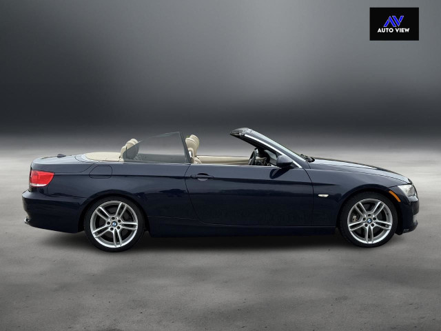 2008 BMW 3 Series 335i **HARD TOP CONVERTIBLE** in Cars & Trucks in Hamilton - Image 4
