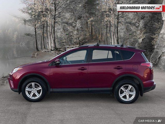 2018 Toyota RAV4 XLE in Cars & Trucks in Hamilton - Image 2