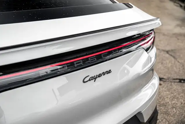 2021 Porsche Cayenne AWD COUPE PANO SPORT PKG NAVI 360 CAM dans Autos et camions dans Ville de Toronto - Image 11