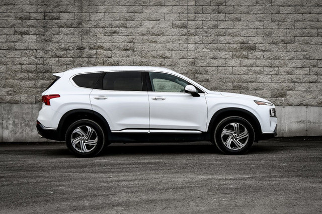 2021 Hyundai Santa Fe Preferred AWD - Heated Seats in Cars & Trucks in Ottawa - Image 2