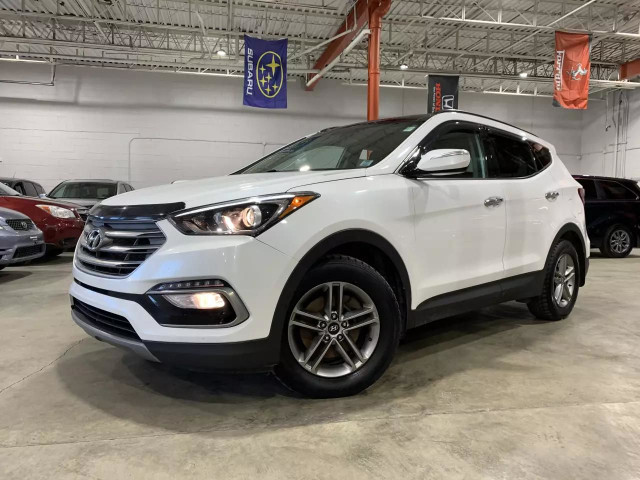 2017 HYUNDAI Santa Fe Sport 2.4 in Cars & Trucks in City of Montréal - Image 2