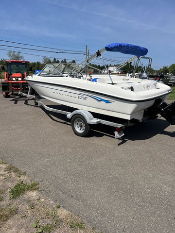 2007 Bayliner International 175 in Powerboats & Motorboats in Moncton