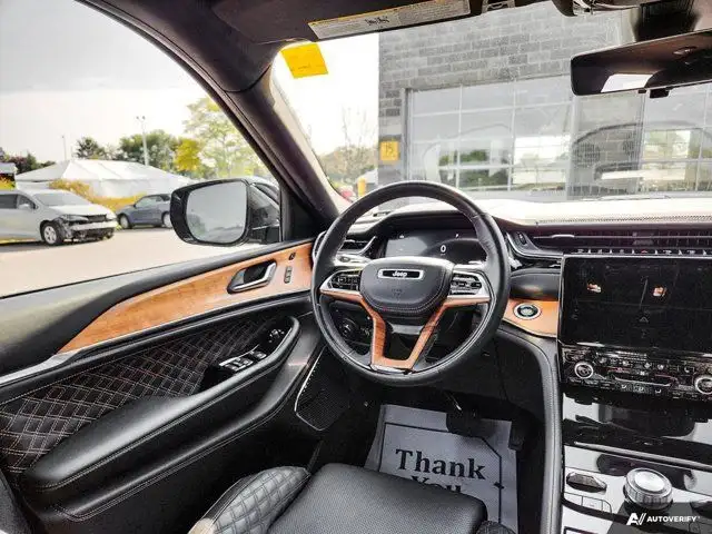 2022 Jeep Grand Cherokee 4xe Summit Reserve | Demo | Leather in Cars & Trucks in Guelph - Image 11