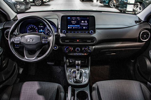 2022 Hyundai Kona PREFERRED AWD SIEGES CHAUFFANTS A/C CAMERA MAG dans Autos et camions  à Ville de Montréal - Image 3