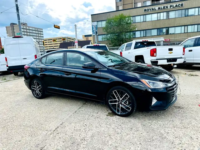 2020 Hyundai Elantra Preferred w/Sun & Safety Package IVT in Cars & Trucks in Edmonton - Image 8