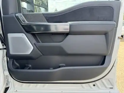 2025 Ford F-450 SUPER DUTY PLATINUM DRW w/FX4, PRO PWR, MNRF & M in Cars & Trucks in Edmonton - Image 22