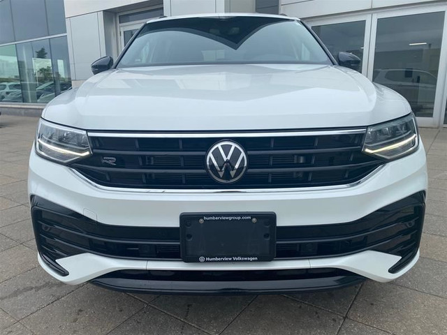 2022 Volkswagen Tiguan Comfortline R-Line Black Edition in Cars & Trucks in Mississauga / Peel Region - Image 2