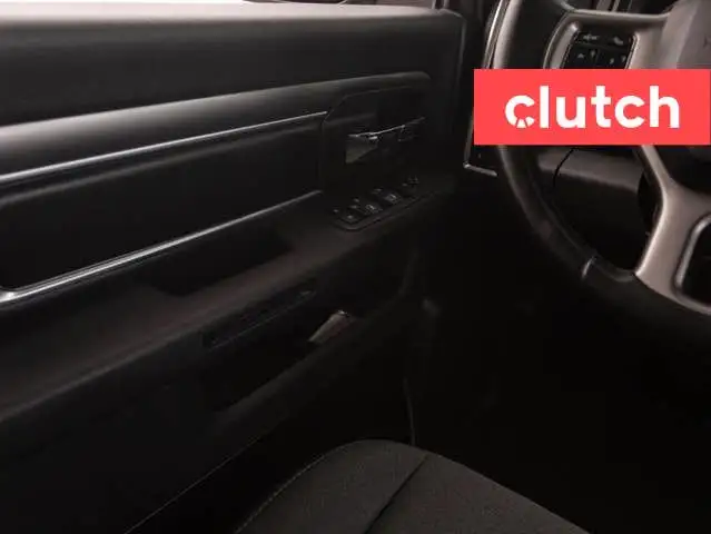 2022 Ram 1500 Classic Warlock Crew Cab 4x4 w/ Apple CarPlay & An in Cars & Trucks in City of Toronto - Image 22
