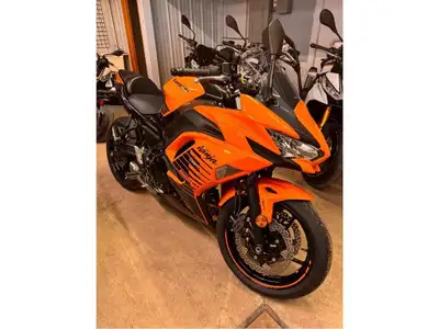 EN INVENTAIRE Rock Moto Sport Sherbrooke, Kawasaki, KTM, Cf Moto, Arctic Cat, Vespa, Piaggo, Aprilia...